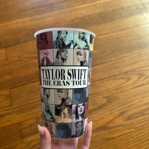 Taylor swift cup